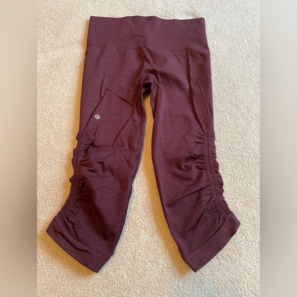 Lululemon capri tights